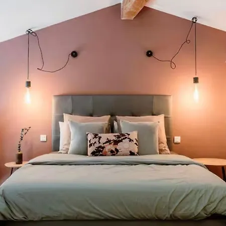 Avec Piscine & - La Sacristie