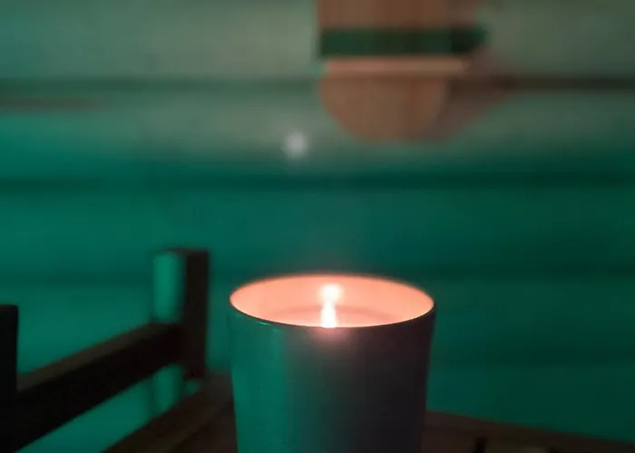 Avec Piscine - La Sacristie *